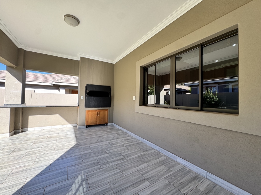 To Let 3 Bedroom Property for Rent in Wilkoppies North West
